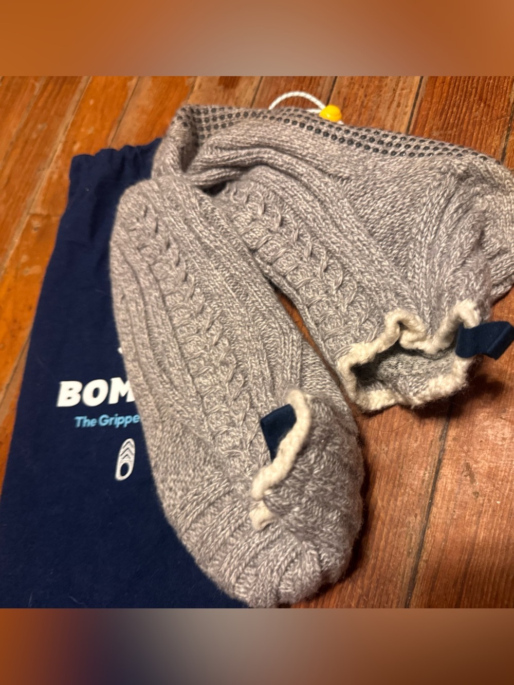 Bombas womens Gray Cable-Knit Slipper Socks